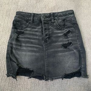 ae washed black ripped jean skirt